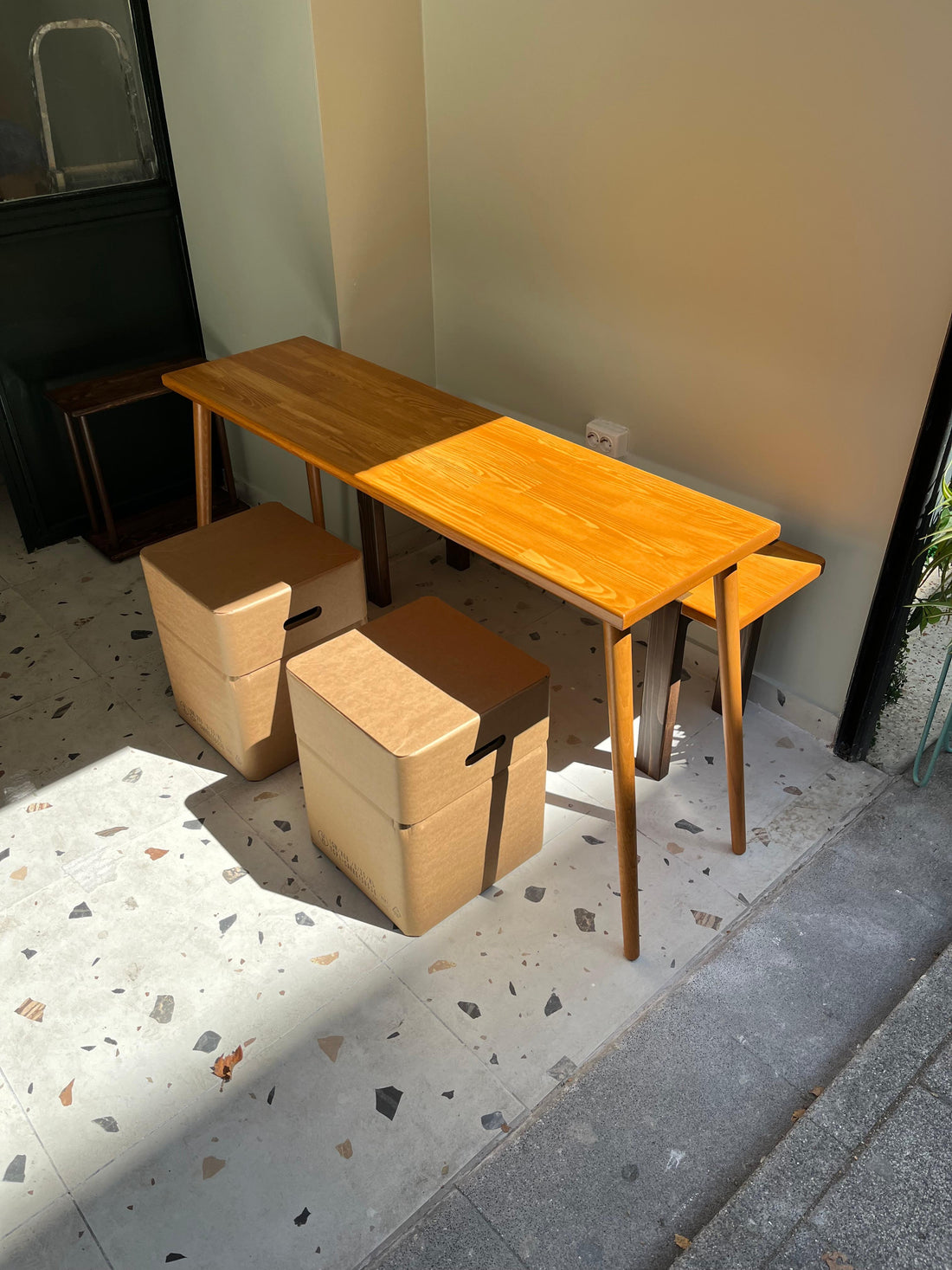 CRUDA KITCHEN | MODA